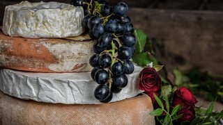 Pixabay_grapes-1148950_1920.jpg